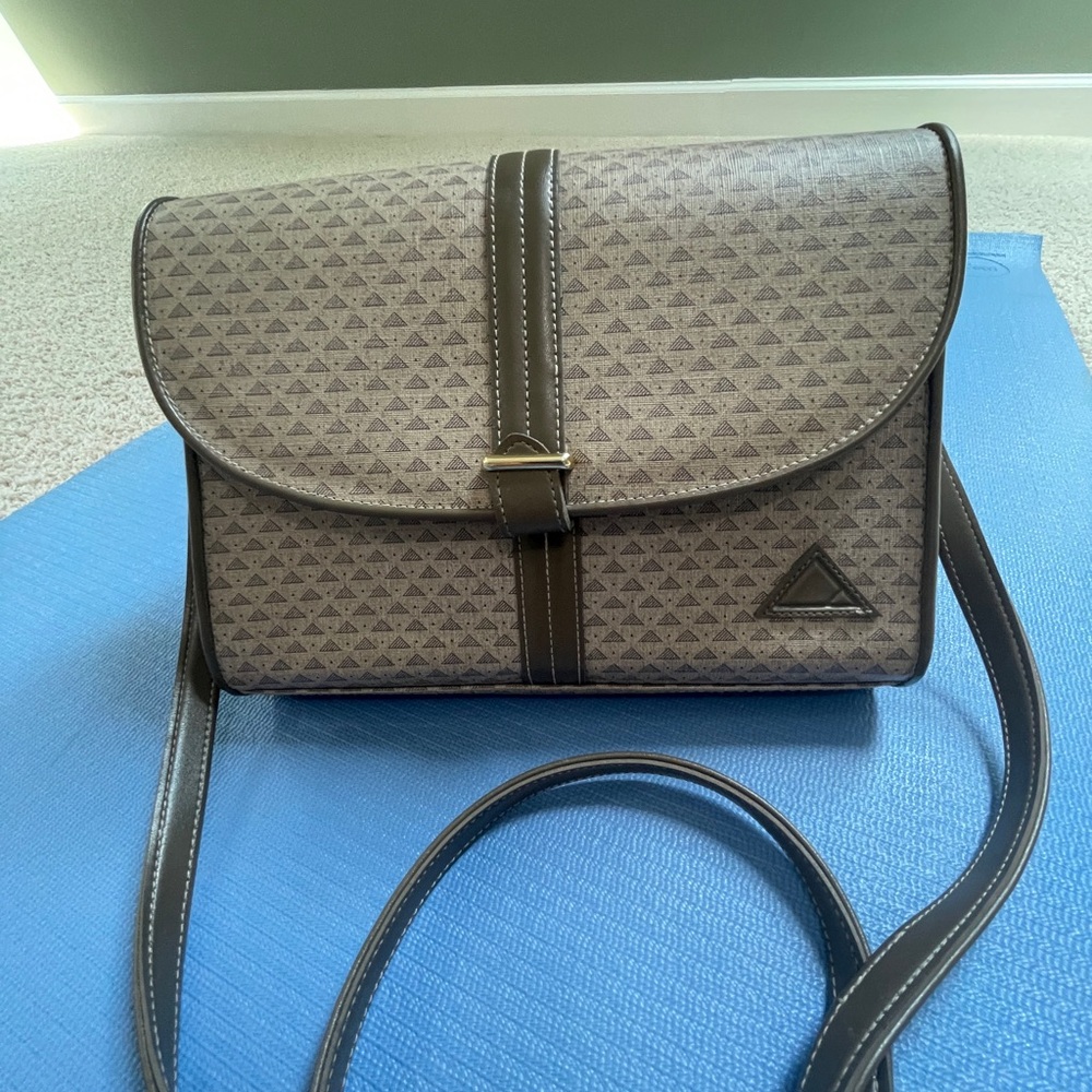 Vintage Liz Claiborne Purse - Grey and Cream - Picture 2 of 10